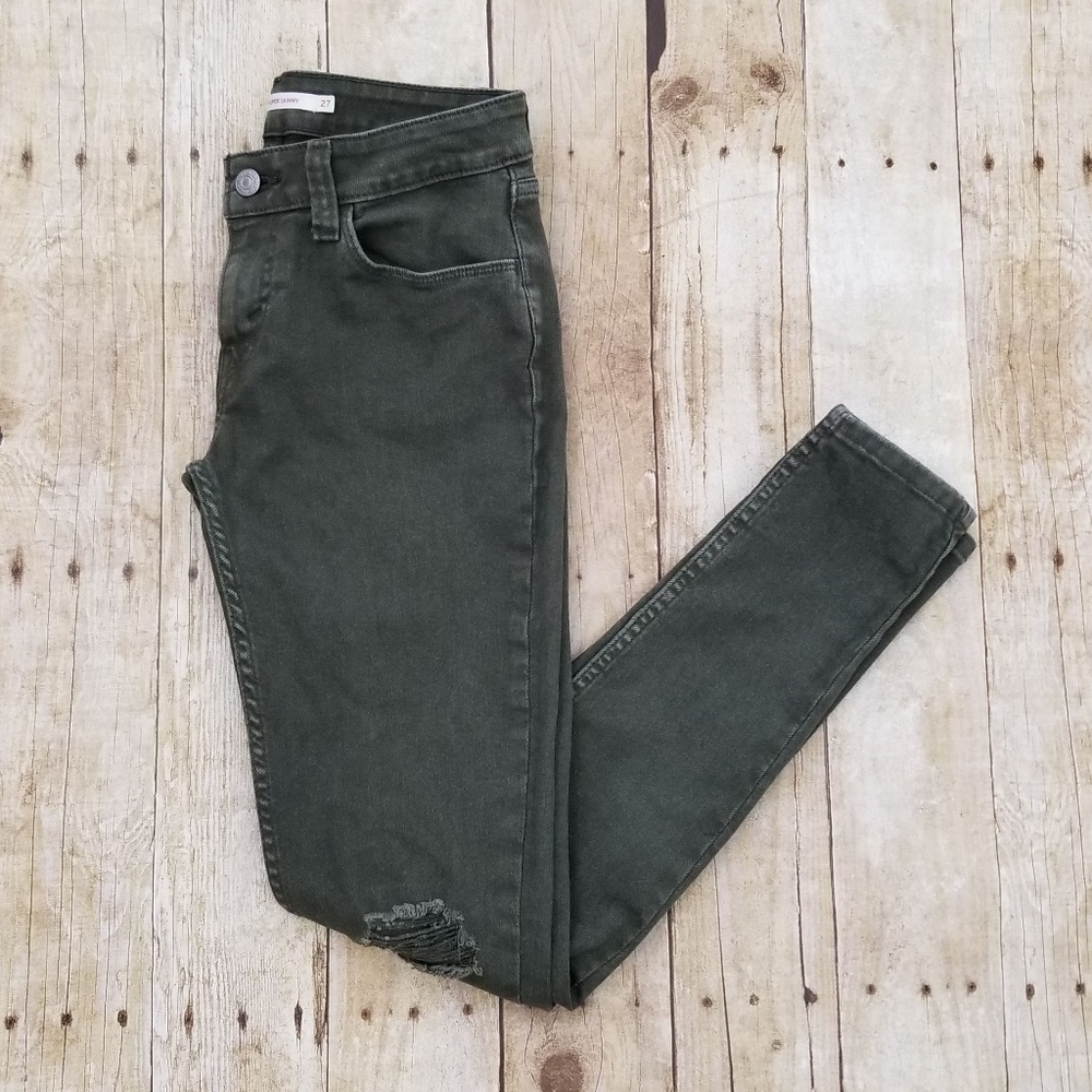 Levi's Women's Skinny Jeans in Olive Green